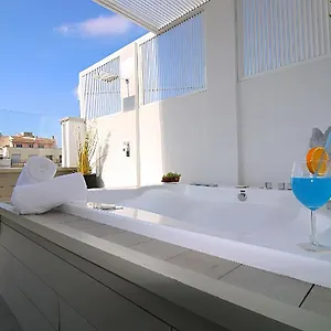 https://apartment-caspe.topbarcelonahotels.com