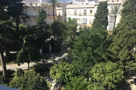 Homestay En Plaza Candelaria, Casco Antiguo Cadiz