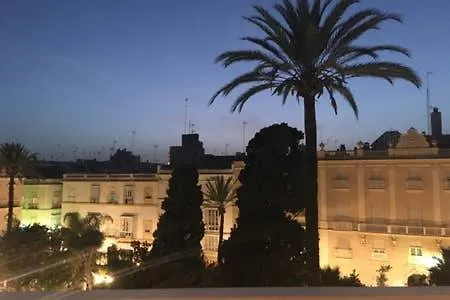Homestay En Plaza Candelaria, Casco Antiguo Cadiz